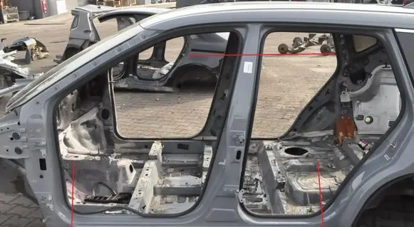 Nissan X-Trail T33 Side car body part 