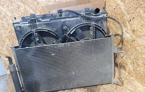 Nissan X-Trail T30 Radiator set 