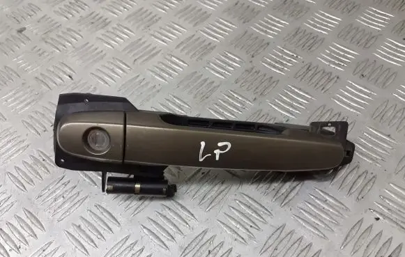 Toyota Avensis T250 Front door interior handle 242303