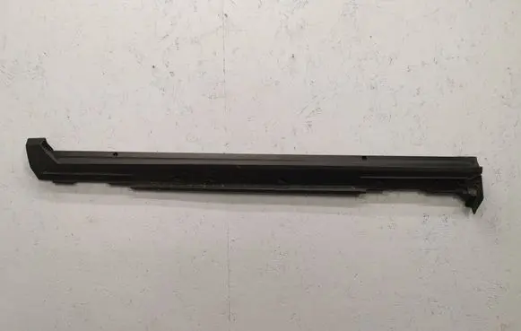 Toyota Yaris Cross Sill/side skirt trim 