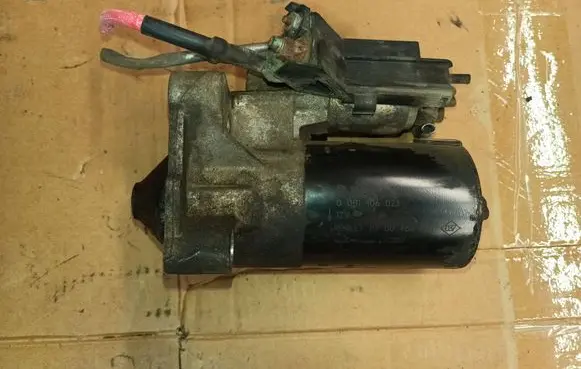 Renault Laguna II Starter motor 8200466754 0001106023