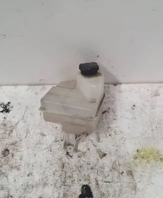 KIA Ceed Coolant expansion tank/reservoir 25430A2000