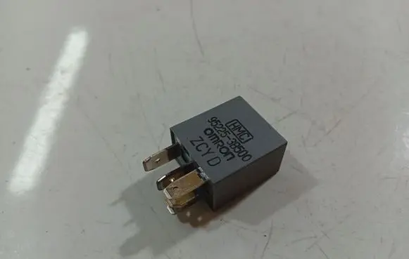 Hyundai Santa Fe Other relay 952253B500