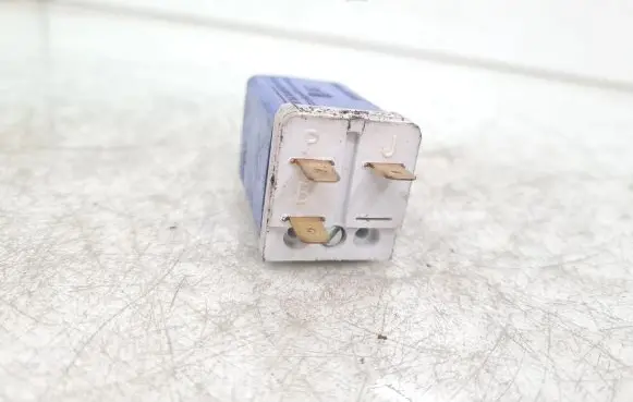 Iveco Daily 4th gen Other relay MA0002R0 2RO230 V5060