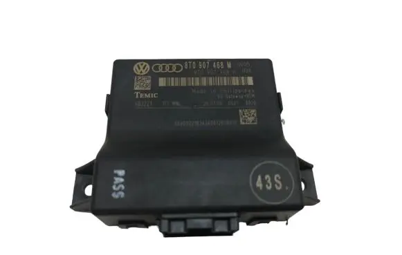Audi A4 S4 B8 8K Gateway control module 8T0907468M 8T0907468H
