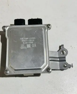 Lexus UX Fuel injection pump control unit/module 8957112010