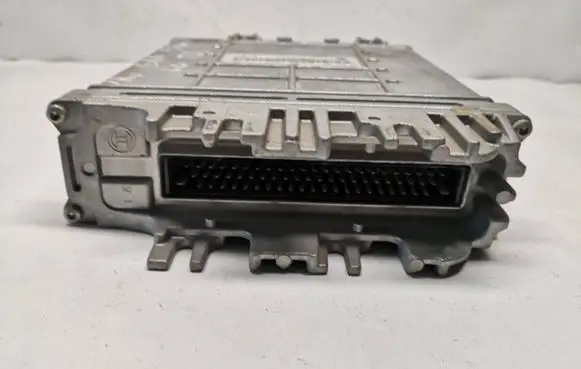 Nissan Primera Engine control unit/module 237102J620 0281001629