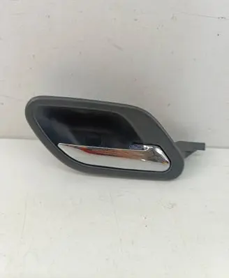 BMW 5 E39 Front door interior handle 8226050
