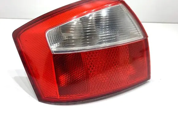 Audi A4 S4 B6 8E 8H Rear/tail lights 8E0945095