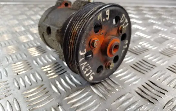Renault Scenic II - Grand scenic II Power steering pump