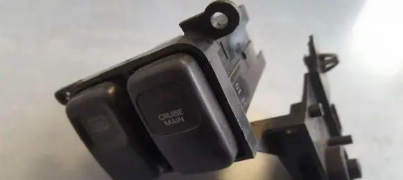 Mazda 626 Windscreen/window heater switch