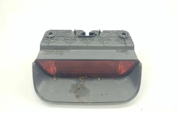 Honda CR-V Third/center stoplight P6939