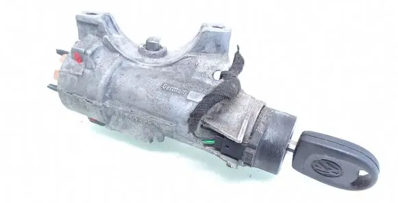 Volkswagen PASSAT B5 Ignition lock 4B0905851A 4B0905849