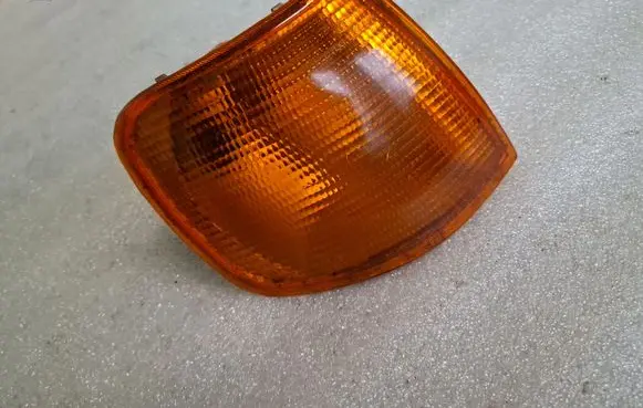 Ford Sierra Front indicator light 87BG13368AA