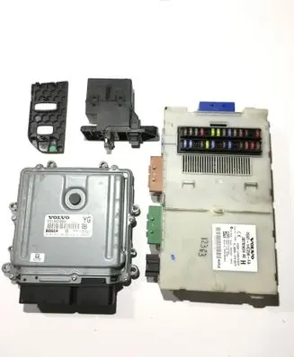 Volvo XC60 Engine ECU kit and lock set P31303388 0281015286 1039S30872