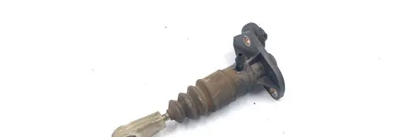 Clutch slave cylinder