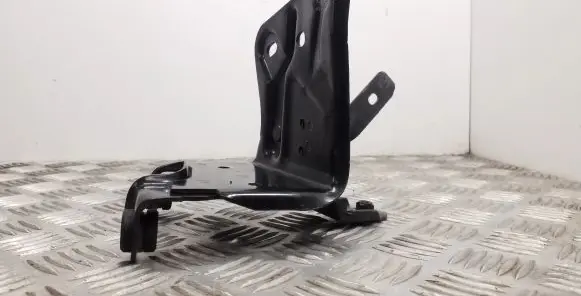 Volkswagen Golf Plus ABS pump bracket 1K1614235E