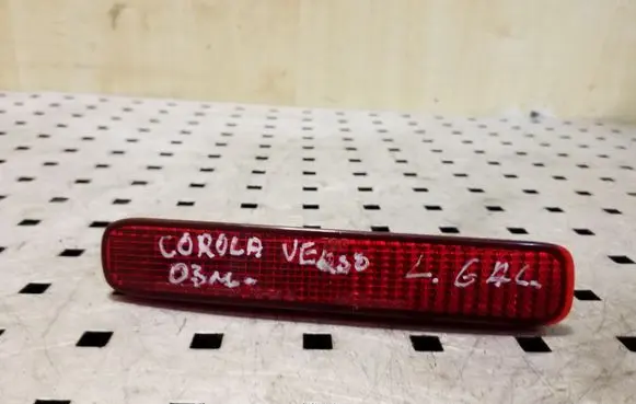 Toyota Corolla Verso E121 Rear tail light reflector E43020003