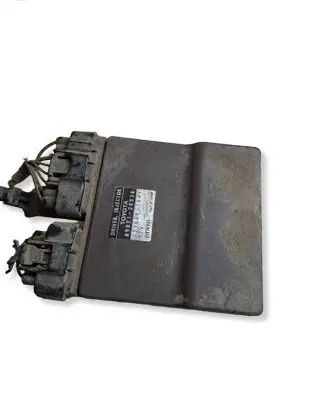Toyota Corolla E120 E130 Fuel injection control unit/module 8987120030 1310001041