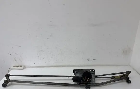 Citroen Xsara Picasso Front wiper linkage and motor