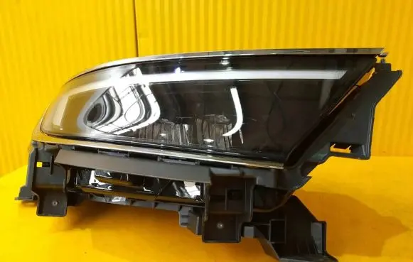 Opel Mokka B Headlight/headlamp 9834007980