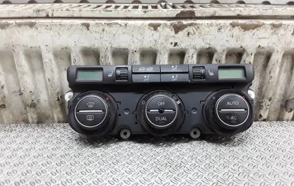 Volkswagen PASSAT B6 Climate control unit