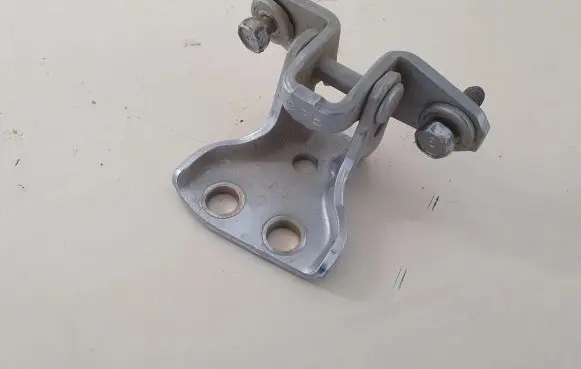 Mitsubishi Outlander Rear door upper hinge