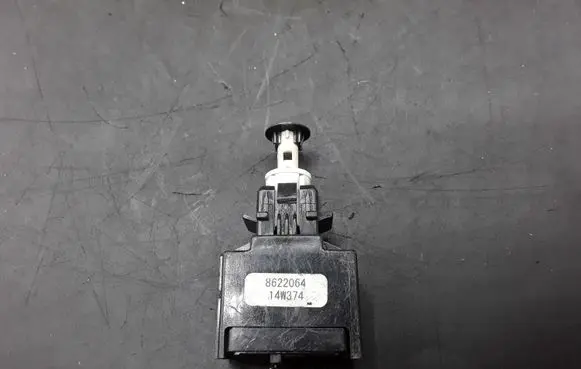 Volvo V70 Brake pedal sensor switch 8622064 14W374