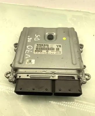 Volvo V70 Engine control unit/module 30785100