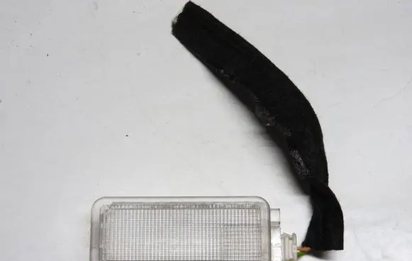 Peugeot 5008 Glove box light 