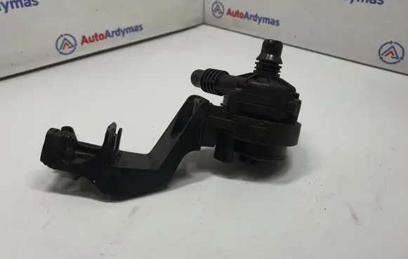 BMW 5 G30 G31 Electric auxiliary coolant/water pump 6834923 64116834923