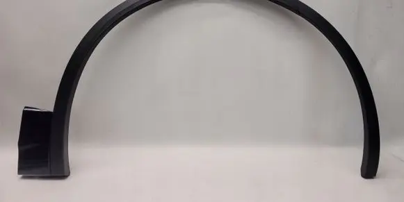 Volkswagen Touareg III Front arch trim 