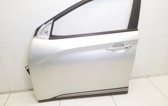 Hyundai Kona I Front door