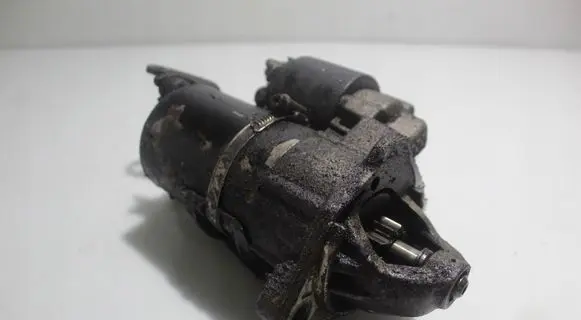 Volkswagen PASSAT B5 Starter motor