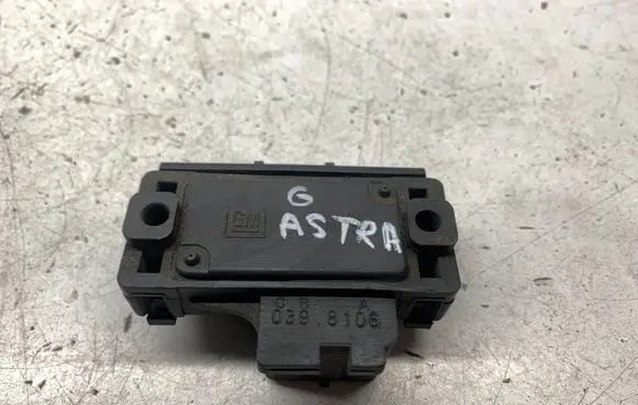 Opel Astra G Air pressure sensor 90225716 0398106