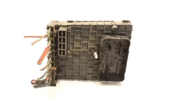 Volkswagen PASSAT B6 Fuse box set