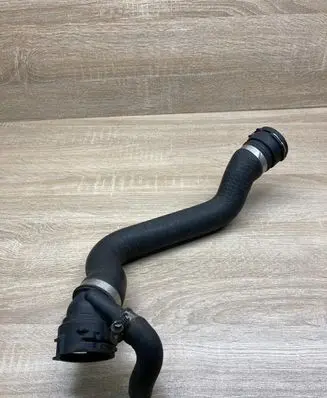BMW 3 E90 E91 Engine coolant pipe/hose 7789721 7790743