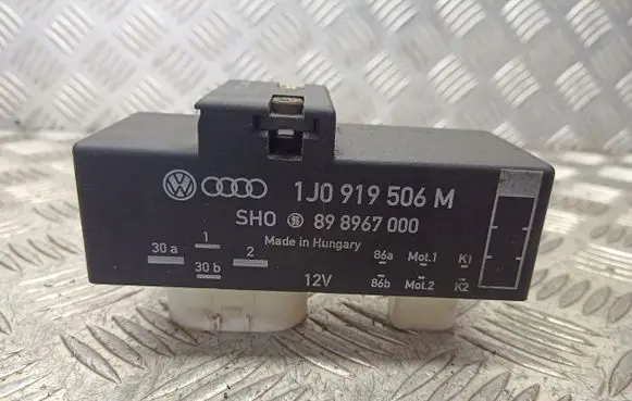 Volkswagen Polo IV 9N3 Coolant fan relay 1J0919506M