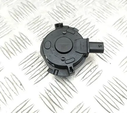 BMW 4 F32 F33 Camshaft pulley/ VANOS 7614288