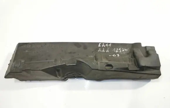 Mercedes-Benz E W211 Other engine bay part A6460161524