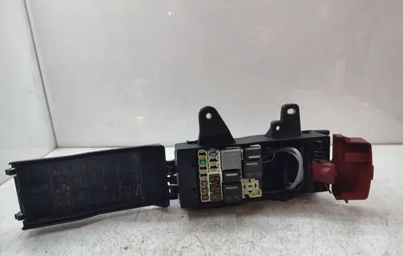 Jaguar XE Fuse box set GX7314A076AA