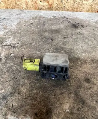 Mercedes-Benz S W221 Airbag deployment crash/impact sensor 0038202926 402073 021105