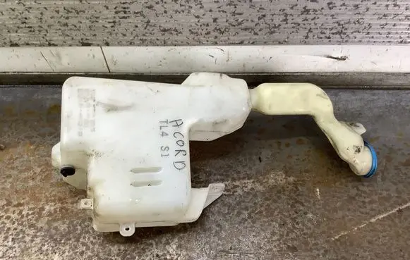 Honda Accord Windshield washer fluid reservoir/tank HLC22029