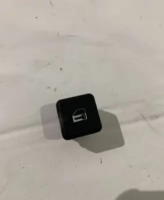 BMW 5 E39 Electric window control switch 8360828