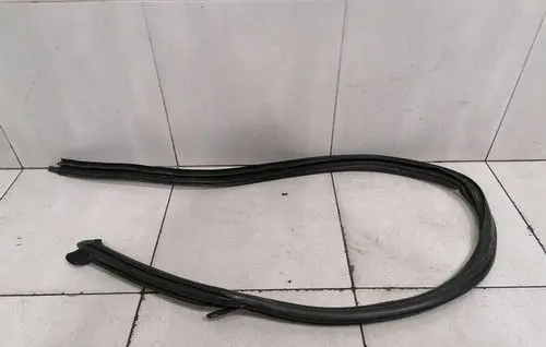 Porsche 911 991 Front door rubber seal 99153707606