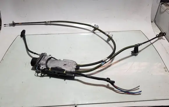 Lexus LC Hand brake control module 4631011010 1705261377