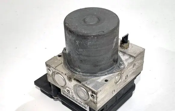 BMW 5 E60 E61 ABS Pump 6768550