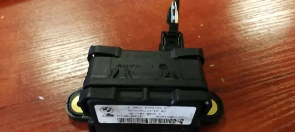 BMW 3 E90 E91 ESP acceleration yaw rate sensor 6762769