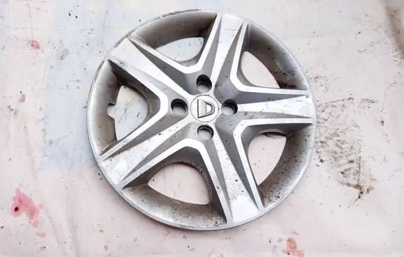 Dacia Sandero R16 wheel hub/cap/trim 403154000R