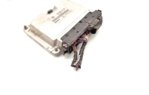 Skoda Fabia Mk1 (6Y) Engine control unit/module 045906019BM 0281011412 1039S02300